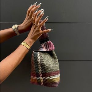 Carlton Yaito Knot Bag